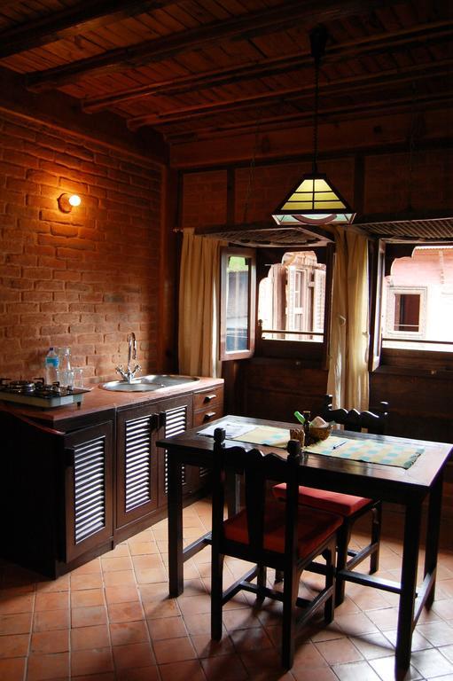 World Heritage Hotel And Apartments Katmandu Dış mekan fotoğraf